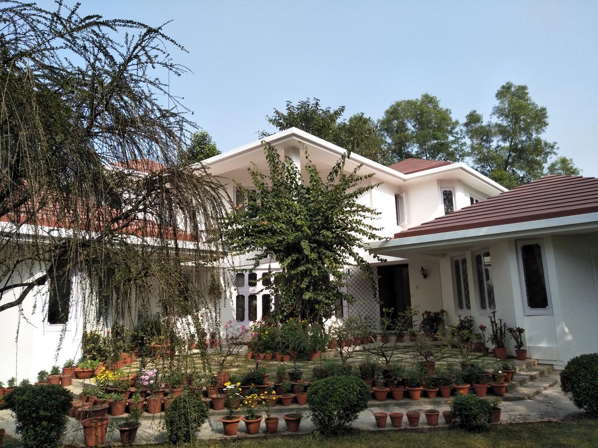 Aayesh Bed & Breakfast Shanti Niketan Exterior photo